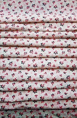 Red and Black flower Print Loose Fabric Width 64 Inch (65% Polyester & 35 Cotton ) Per Meter