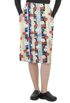 Cargo pockets ladies skirt in Red and Beige flowers with blue background