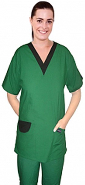 Poplin Top v neck 2 pocket half sleeve with v contrast and 2 pocket flaps in 65% polyester, 35% cotton fabric