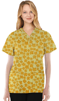 Yellow Petal Print Scrub Set 4 Pockets Ladies Half Sleeves (2 Pockets Top and 2 Pockets Pant)