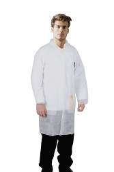 Disposable lab coat unisex 3 pocket full sleeve with front plastic snap buttons 